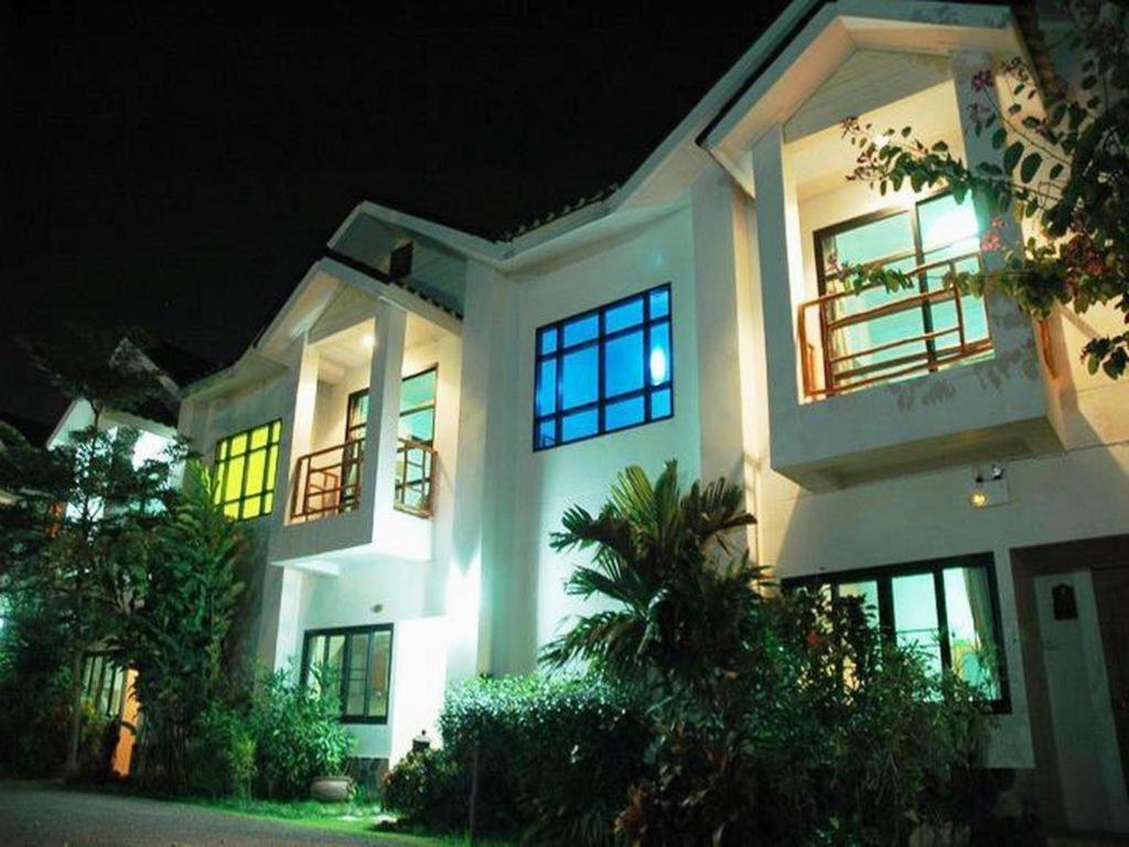 Chayada Garden House And Resort Hotel Nakhon Ratchasima Exterior photo