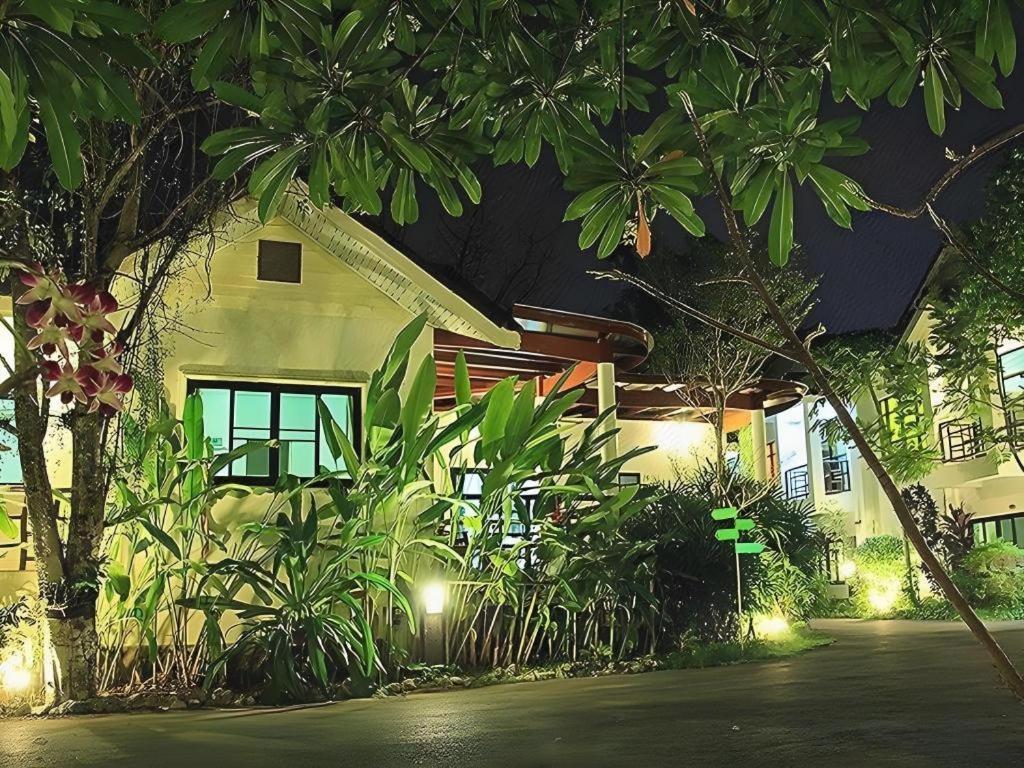 Chayada Garden House And Resort Hotel Nakhon Ratchasima Exterior photo