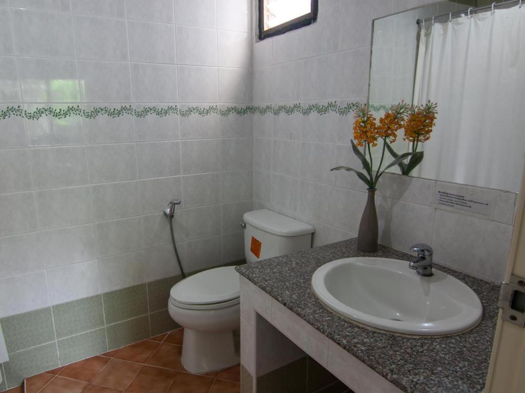 Chayada Garden House And Resort Hotel Nakhon Ratchasima Exterior photo